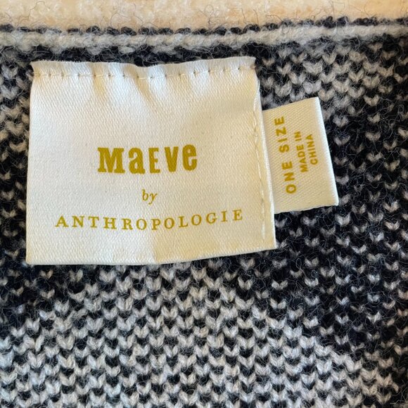 Maeve by Anthropologie Black & Cream Check w/ Hearts Cardigan - Picture 5 of 7